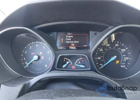 2018 Ford Focus S из США, поврежденный, VIN 1FADP3E24JL299782